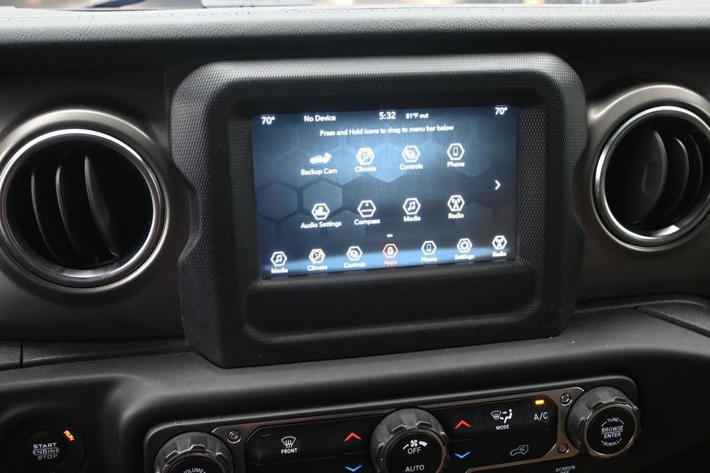 Used 2021 Jeep Gladiator Rubicon w/ Safety Group AWD/4WD image 16