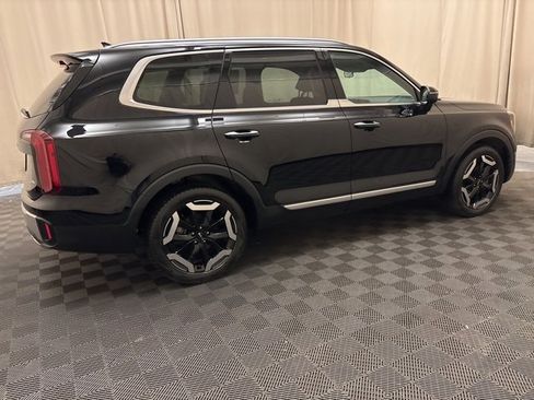 Certified 2023 Kia Telluride S w/ S Sunroof Package image 4