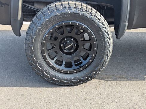 Used 2020 GMC Sierra 1500 Elevation w/ Elevation Value Package AWD/4WD image 48