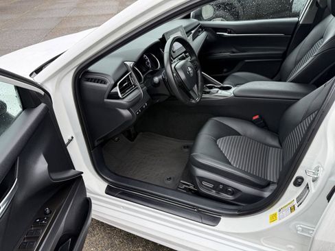 Certified 2024 Toyota Camry SE image 9