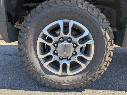 Used 2021 GMC Sierra 3500 4x4 Crew Cab w/ Convenience Package image 14