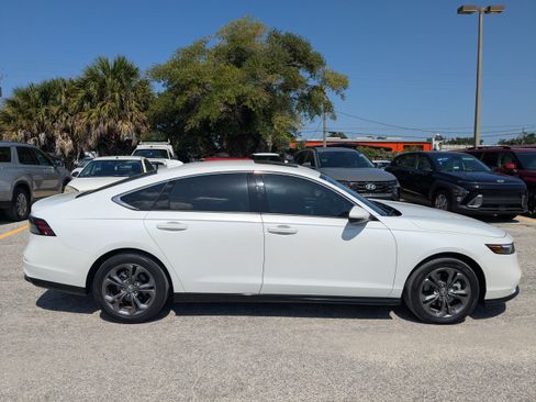 Used 2023 Honda Accord EX-L image 4