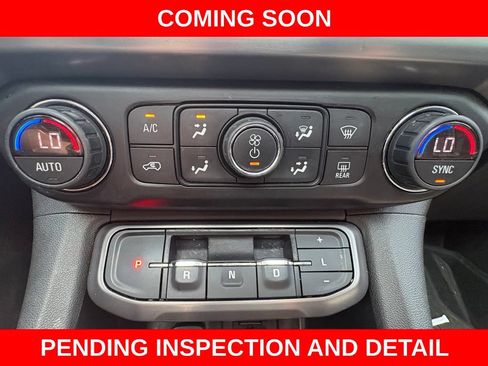 Used 2021 GMC Acadia AT4 w/ Trailering Package AWD/4WD image 30