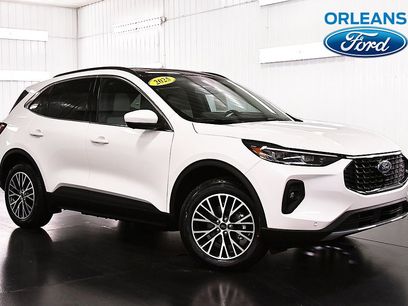 New 2025 Ford Escape SE w/ PHEV Premium Package
