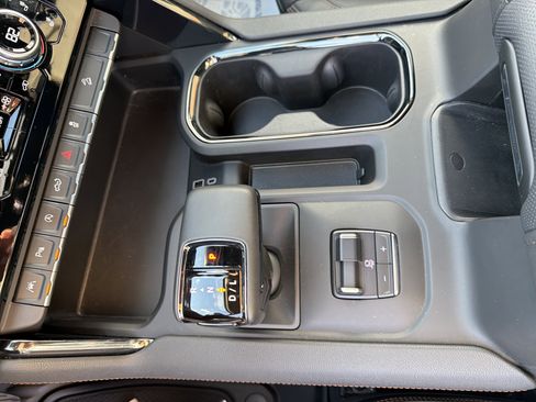 Certified 2024 GMC Sierra 1500 AT4 w/ Technology Package image 15