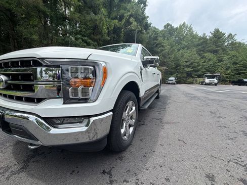 Used 2022 Ford F150 Lariat AWD/4WD image 2