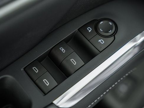 New 2026 Chevrolet Traverse LT w/ Sun and Wheel Package image 41