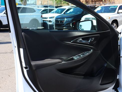 Used 2023 Chevrolet Malibu LT FWD image 36
