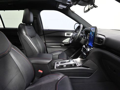 Used 2023 Ford Explorer ST w/ Equipment Group 401A image 16