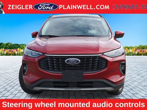 Used 2023 Ford Escape Platinum w/ Premium Technology Package AWD/4WD image 8