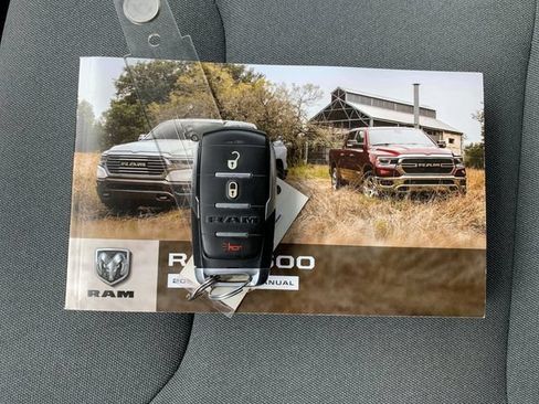 Used 2020 RAM 1500 Big Horn w/ Trailer Tow Group AWD/4WD image 9