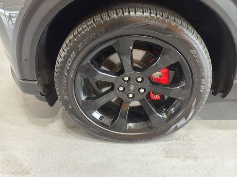 Used 2024 Ford Explorer ST w/ Technology Package image 10