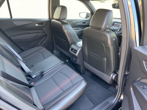 Certified 2024 Chevrolet Equinox RS FWD image 29