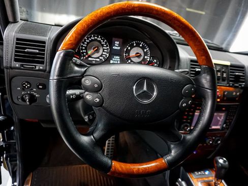 Used 2011 Mercedes-Benz G 55 AMG 4MATIC image 11