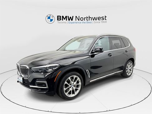 Used 2023 BMW X5 xDrive40i w/ Parking Assistance Package AWD/4WD image 1