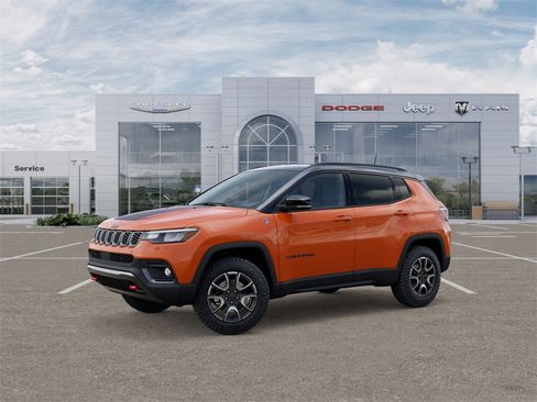 New 2026 Jeep Compass Trailhawk image 2