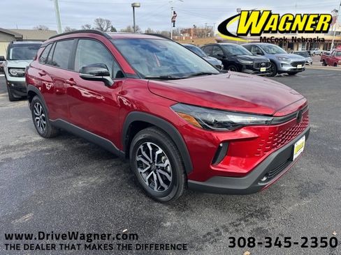 Certified 2026 Toyota Corolla Cross SE image 1