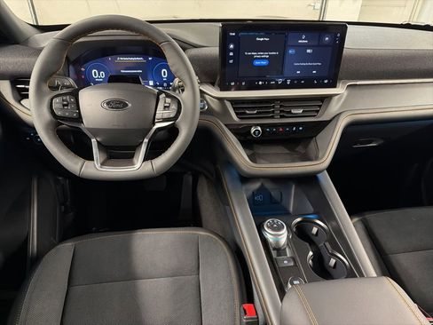 New 2026 Ford Explorer Tremor AWD/4WD image 8