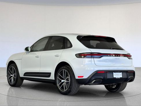 New 2026 Porsche Macan image 3