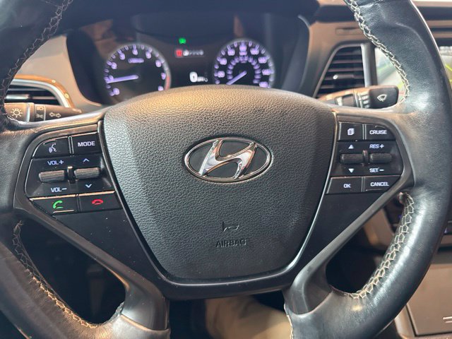 Used 2015 Hyundai Sonata Limited w/ Option Group 05 FWD image 14