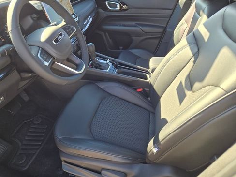 New 2026 Jeep Compass Latitude AWD/4WD image 23