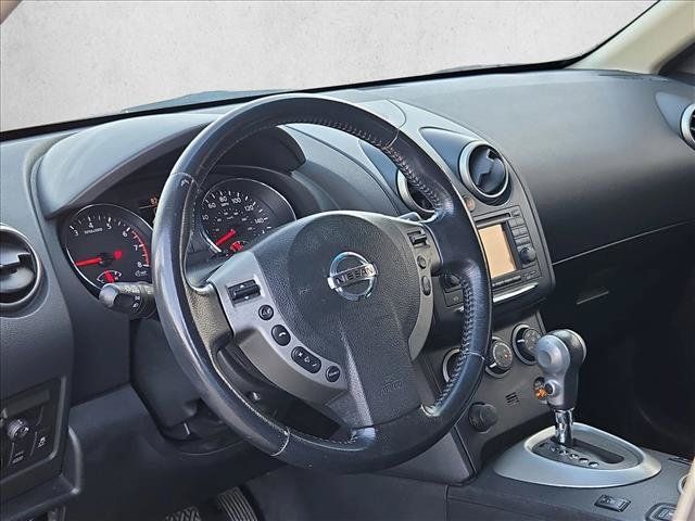 Used 2012 Nissan Rogue SL AWD/4WD image 9