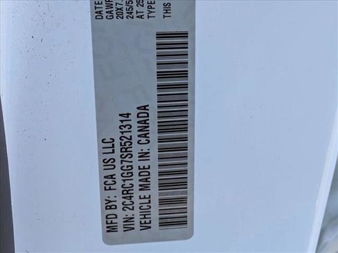 Used 2025 Chrysler Pacifica Limited image 24