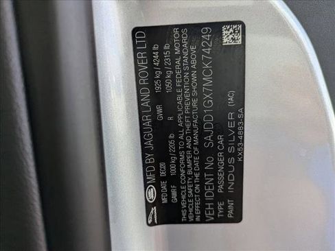 Used 2021 Jaguar F-TYPE Coupe RWD image 23