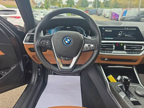 Used 2022 BMW 330e xDrive w/ Premium Package image 14
