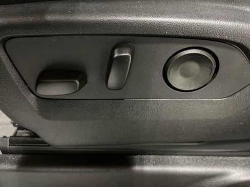 Certified 2024 Chevrolet Suburban Z71 w/ Off-Road Capability Package image 16