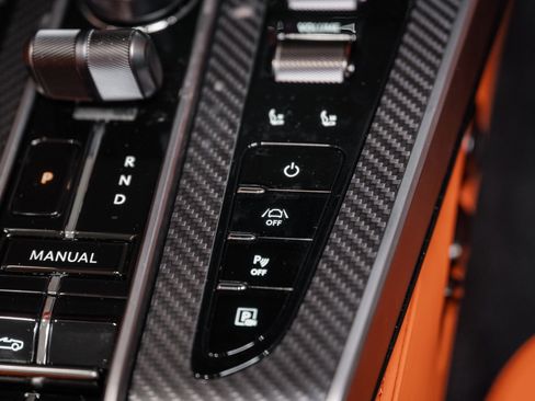 New 2026 Aston Martin Vanquish Convertible image 35