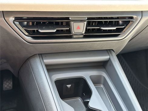 New 2026 Volkswagen Tiguan SE FWD image 22