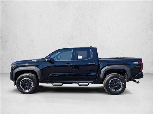 New 2025 Toyota Tacoma TRD Off-Road image 5