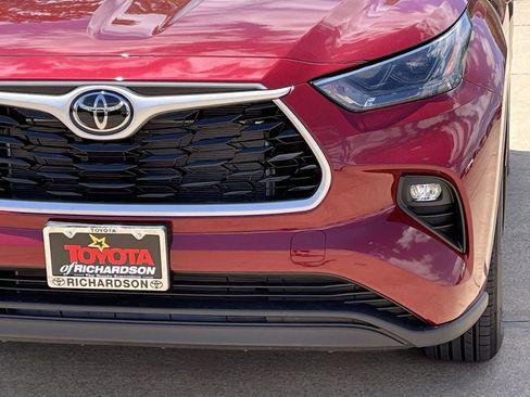 New 2026 Toyota Highlander XLE AWD/4WD image 8