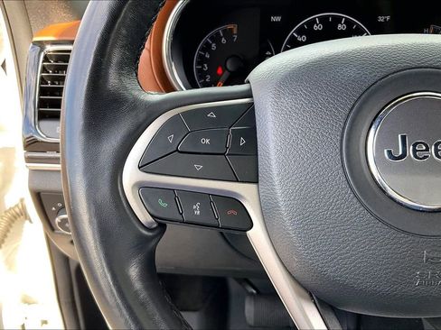 Used 2021 Jeep Grand Cherokee Overland AWD/4WD image 16