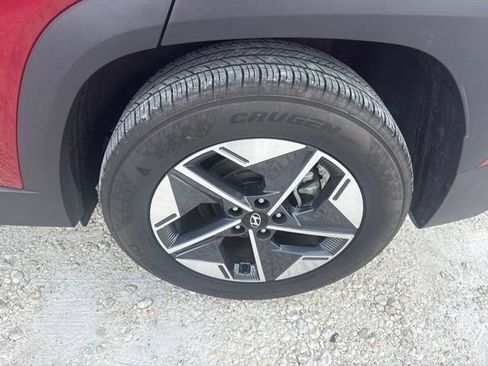 Used 2025 Hyundai Tucson SEL FWD image 11