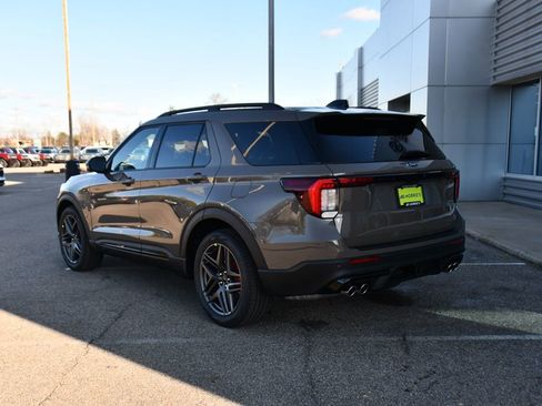 New 2026 Ford Explorer ST w/ Sun And Sound Package AWD/4WD image 4
