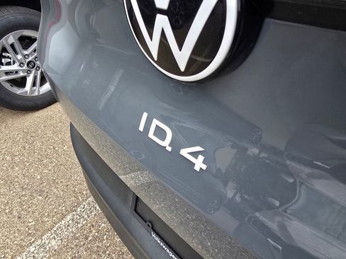 Used 2024 Volkswagen ID.4 2WD image 20