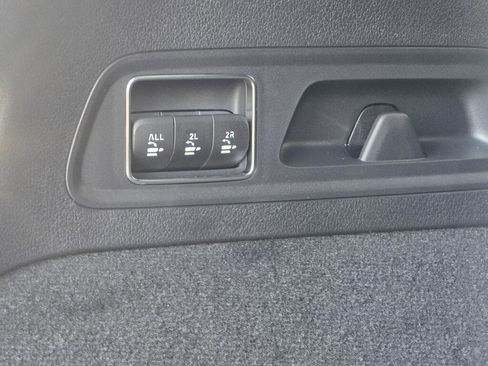 New 2026 Mercedes-Benz GLS 450 4MATIC image 25