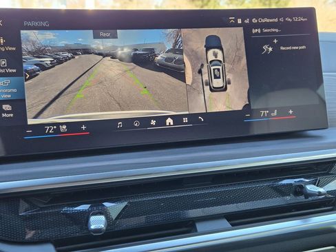 New 2026 BMW X5 xDrive50e w/ Premium Package image 19