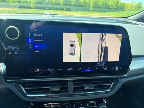 New 2025 Chevrolet Equinox EV RS AWD/4WD image 27
