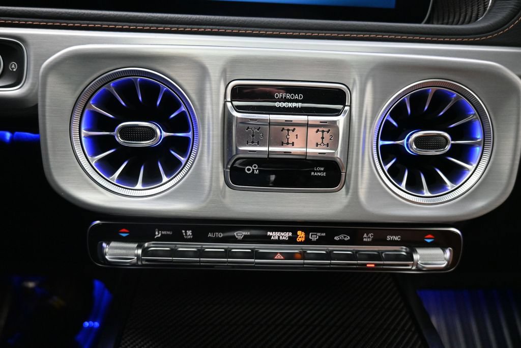 Used 2025 Mercedes-Benz G 63 AMG 4MATIC image 17
