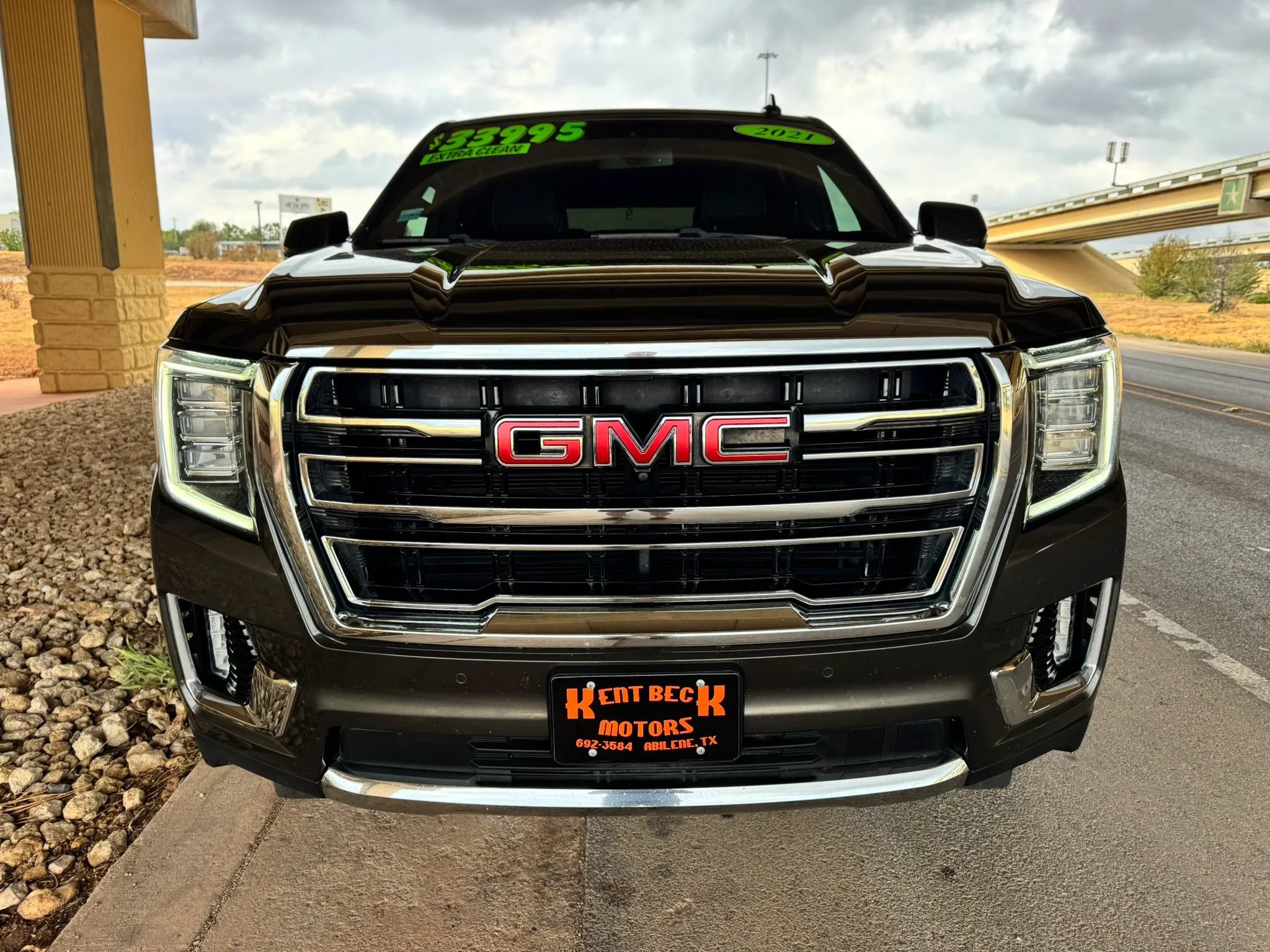 Used 2021 GMC Yukon SLT w/ SLT Luxury Plus Package AWD/4WD image 8