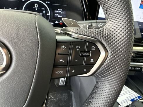 New 2026 Lexus TX 500h AWD image 12