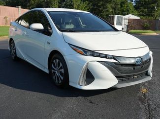 Used 2020 Toyota Prius Prime XLE FWD video 1