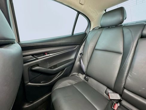 Used 2024 MAZDA MAZDA3 s FWD image 10