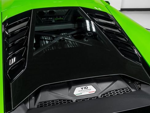 Used 2022 Lamborghini Huracan EVO RWD image 57