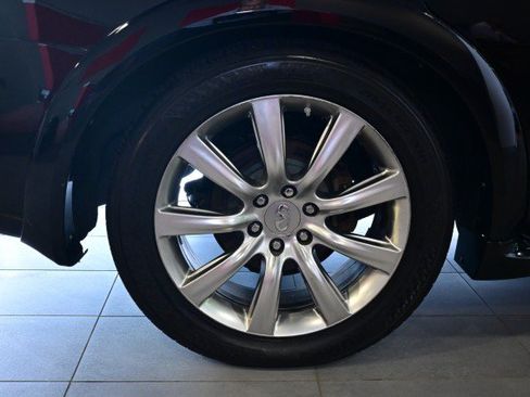 Used 2012 INFINITI QX56 4WD w/ Deluxe Touring Pkg image 36