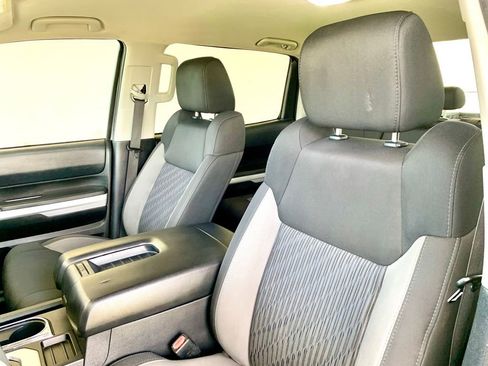 Used 2021 Toyota Tundra SR5 RWD image 17