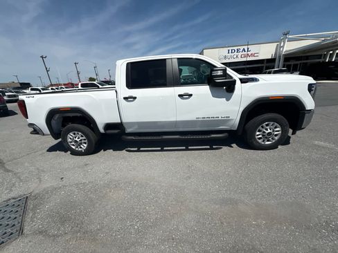 New 2026 GMC Sierra 2500 Pro w/ 1SA Pro Safety Plus Package AWD/4WD image 22